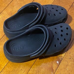 CROCS Platform Black Clogs